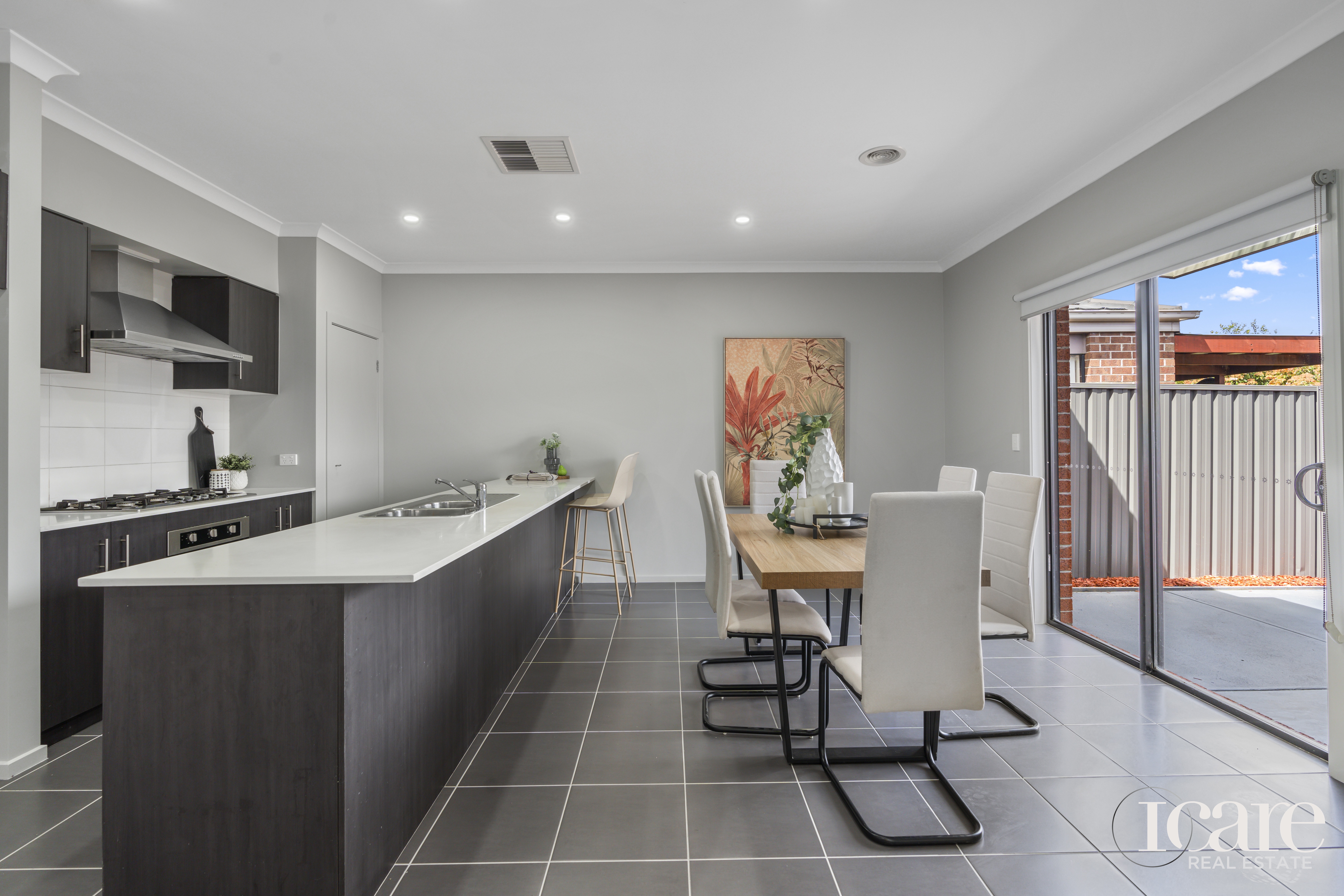 11 Parkfield Court, Deer Park, VIC 3023, Deer Park - Thumbnail 2