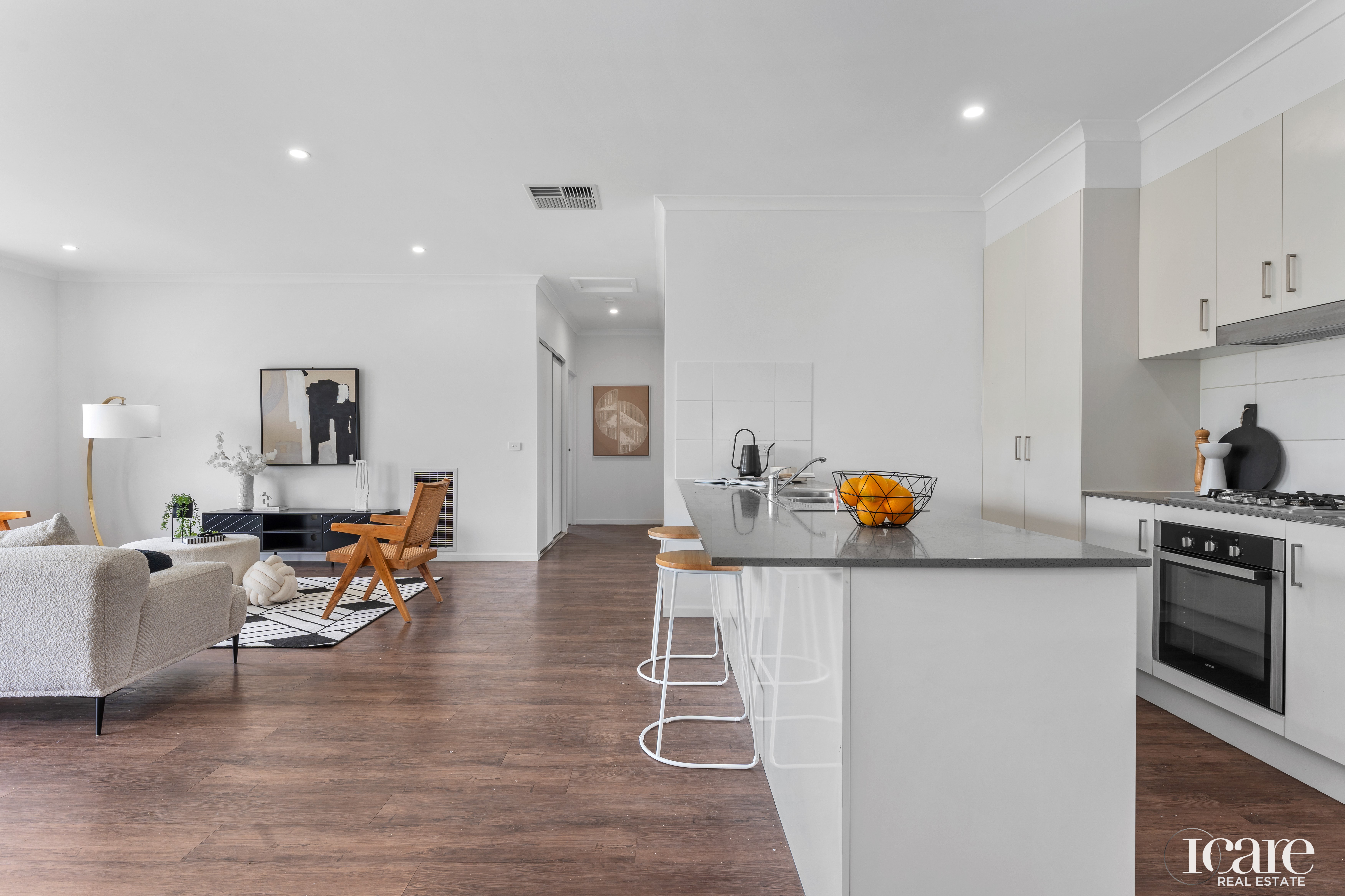 18 Pebblestone Circuit, Clyde North VIC 3978, Clyde North - Thumbnail 3