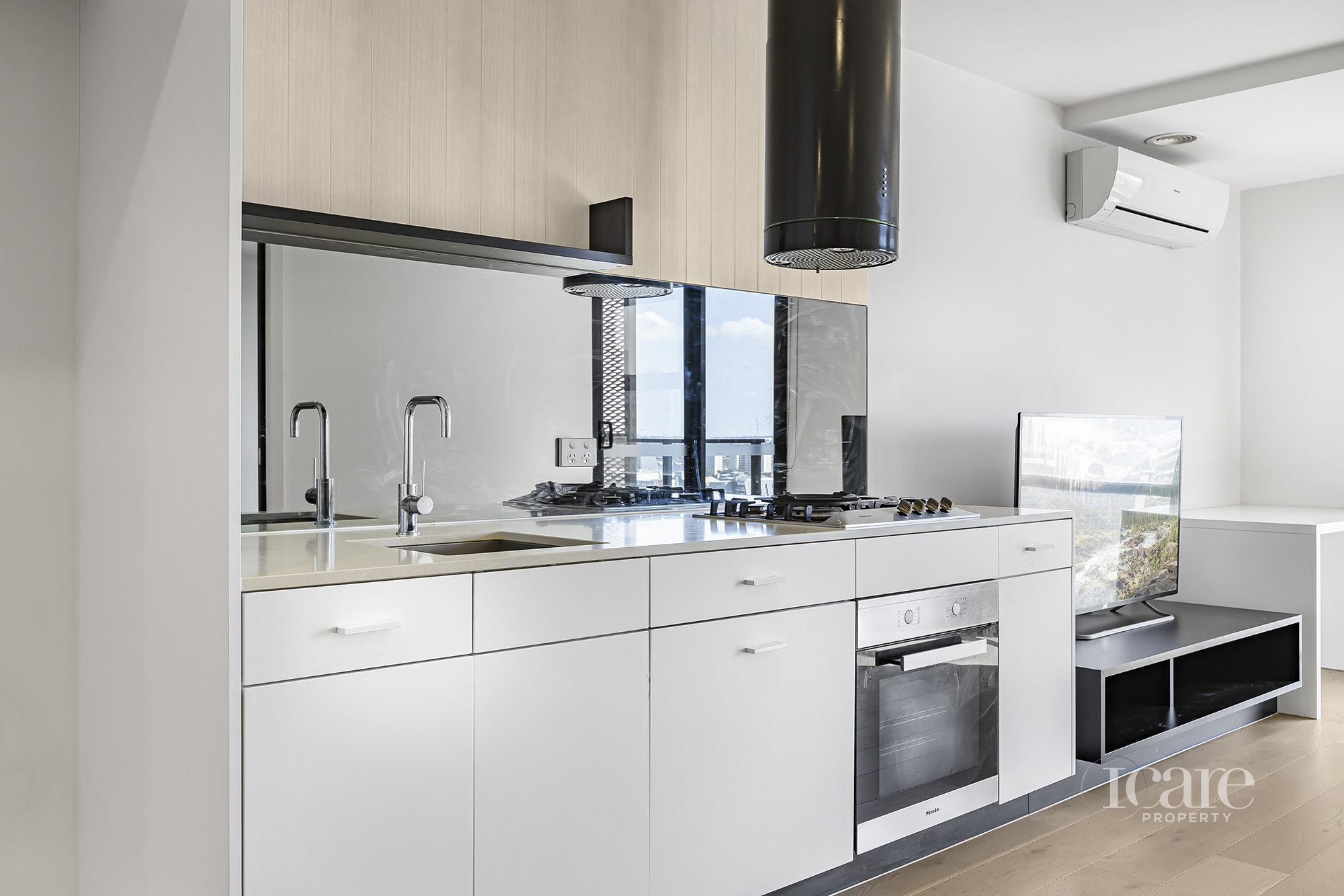 1702/6 St Kilda Road, St Kilda VIC 3182, St Kilda - Thumbnail 3