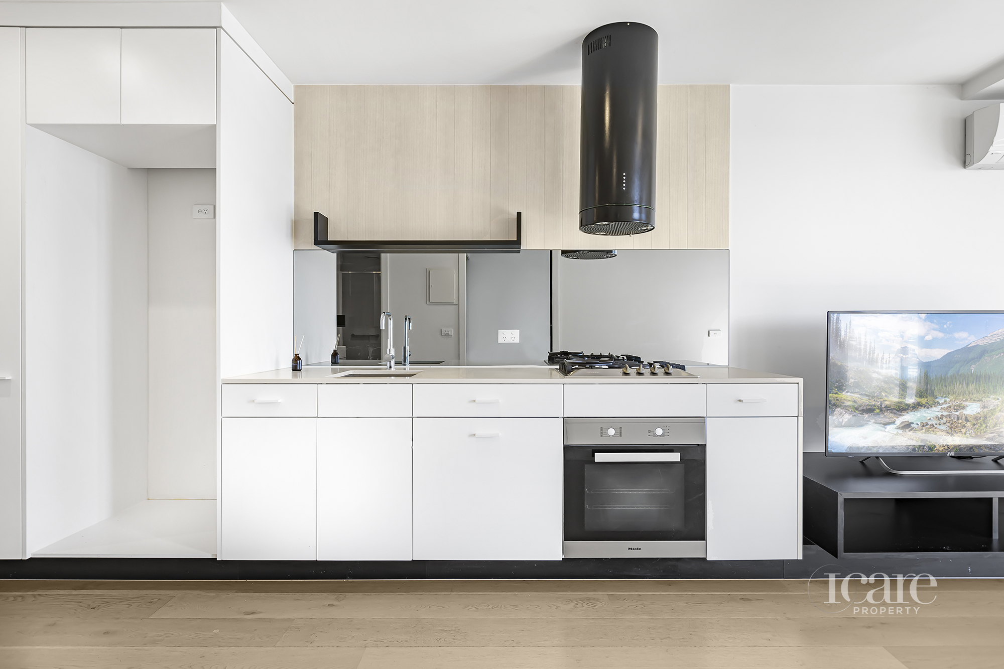 1702/6 St Kilda Road, St Kilda VIC 3182, St Kilda - Thumbnail 4