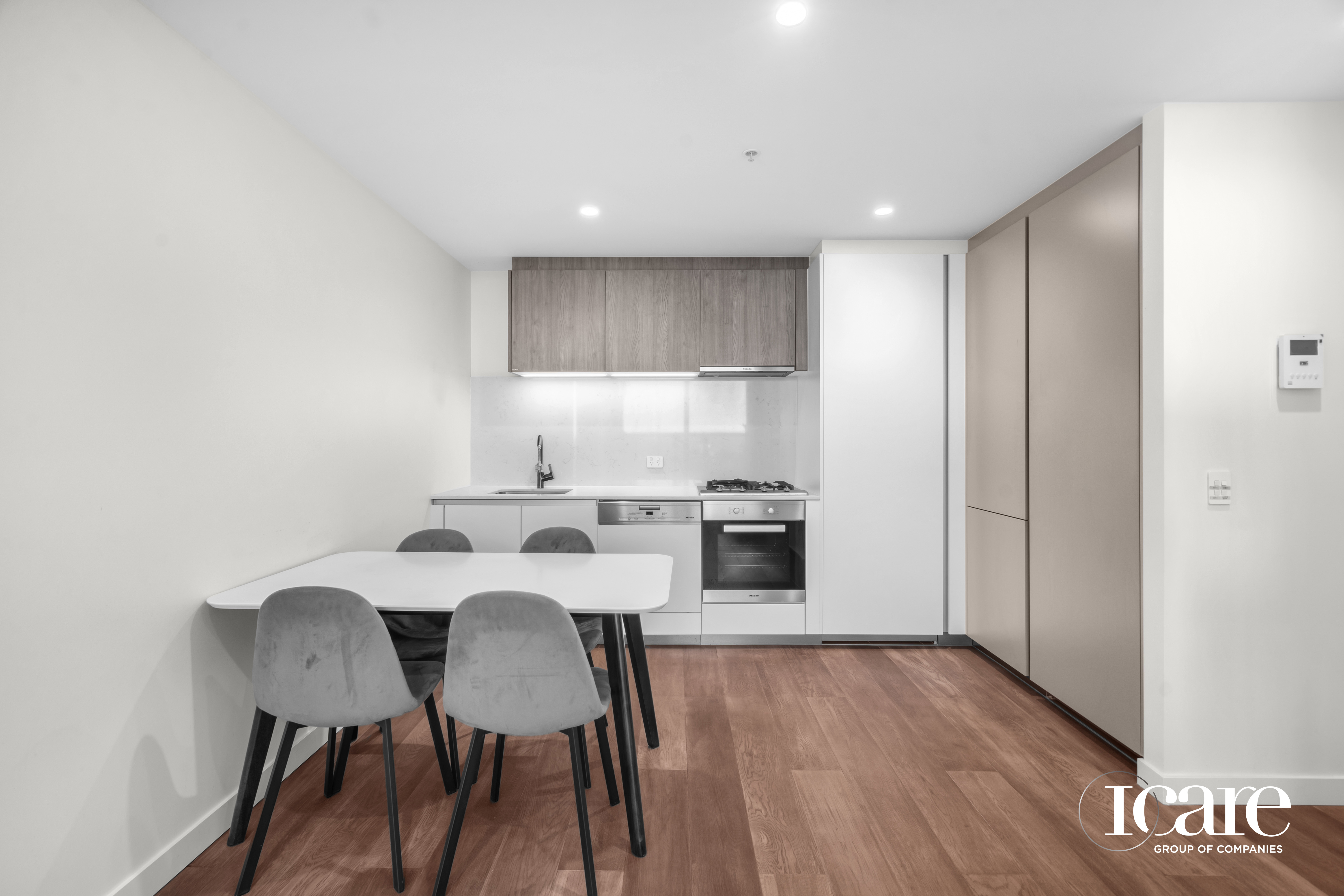 2609/23 Mackenzie Street, Melbourne VIC 3000, Melbourne - Thumbnail 3