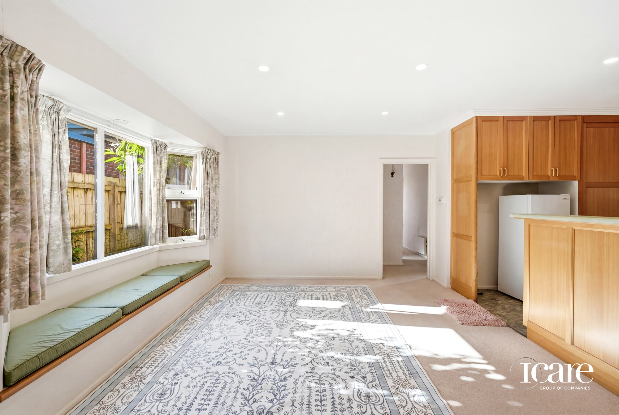 13 Mount Pleasant Drive, Mount Waverley VIC 3149, Mount Waverley - Thumbnail 2