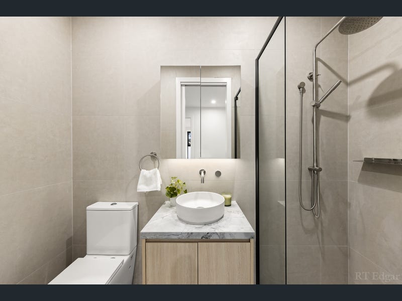 1&3/16 Hiddleston Avenue, Box Hill South VIC 3128, Box Hill South - Thumbnail 4